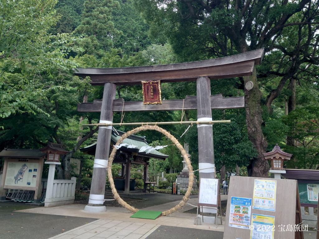 高麗神社の鳥居の写真です。